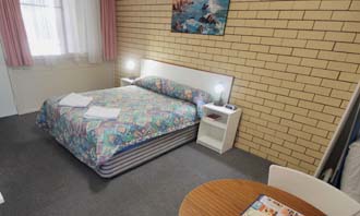 Accommodation Single Room 2 at Binalong Motel 330x198px