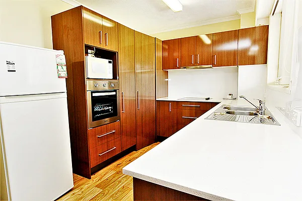 9. Sandcastles Currumbin Full Kitchens in all Apartments 1